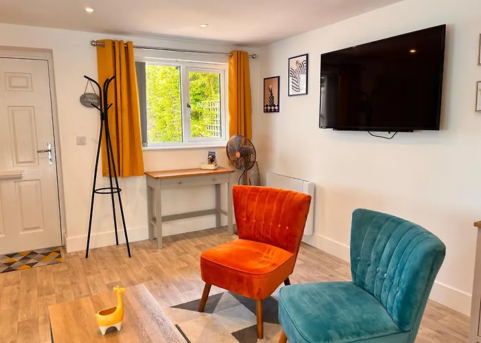 Cosy Countryside Cottage In An Area Of Outstanding Natural Beauty